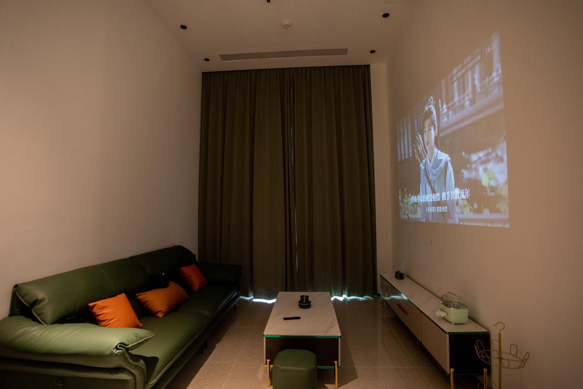 Sunny International Apartment From Beijing Road Cantón Exterior foto