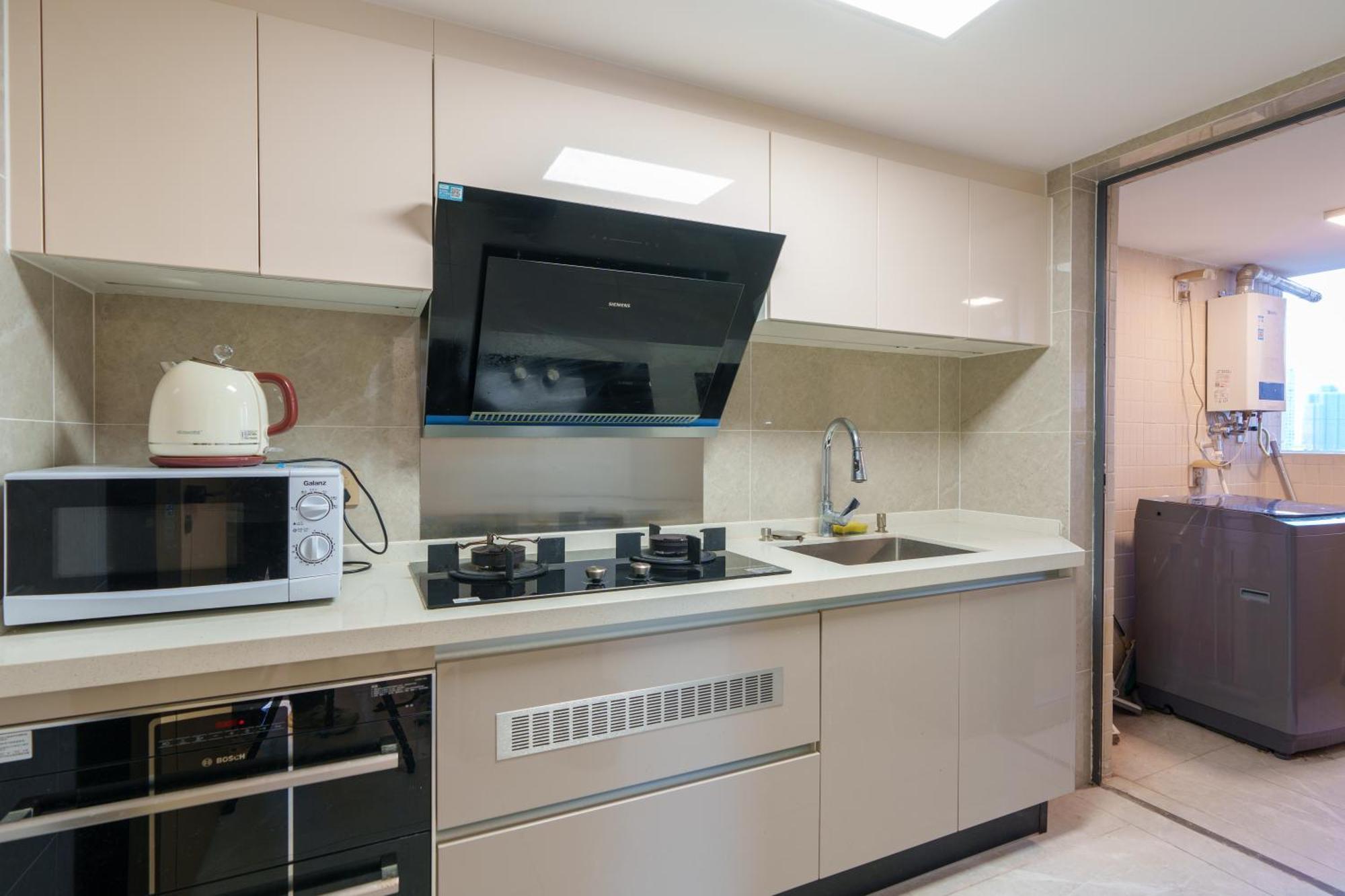 Sunny International Apartment From Beijing Road Cantón Exterior foto