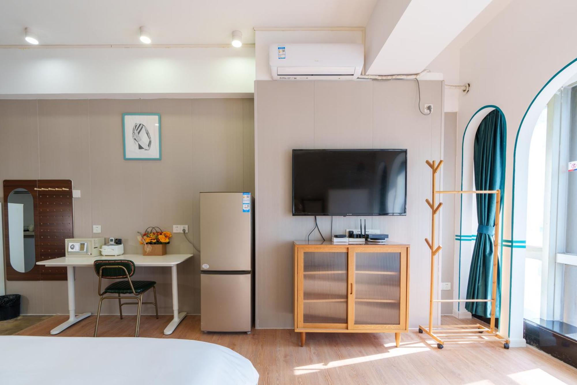 Sunny International Apartment From Beijing Road Cantón Exterior foto