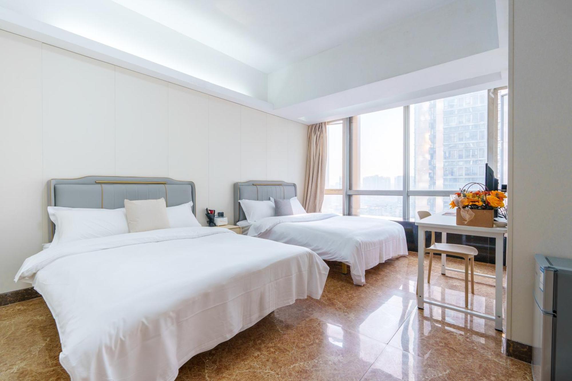Sunny International Apartment From Beijing Road Cantón Exterior foto